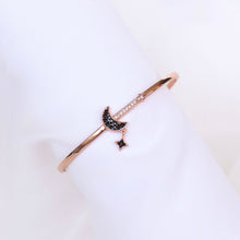 Cargar imagen en el visor de la galería, Brazalete Nashira
