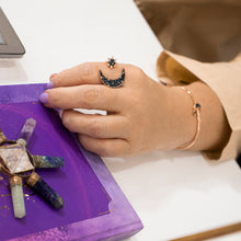 Cargar imagen en el visor de la galería, Brazalete Nashira
