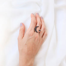 Cargar imagen en el visor de la galería, Anillo Ayla : Luz de luna
